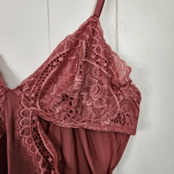 La Senza Lace Bodysuit Lot Pink Purple Lace Lingerie Teddy Size Medium Underwire - Picture 10 of 13